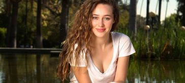Top Ten Actresses From TV Show The 100 Alycia debnam carey